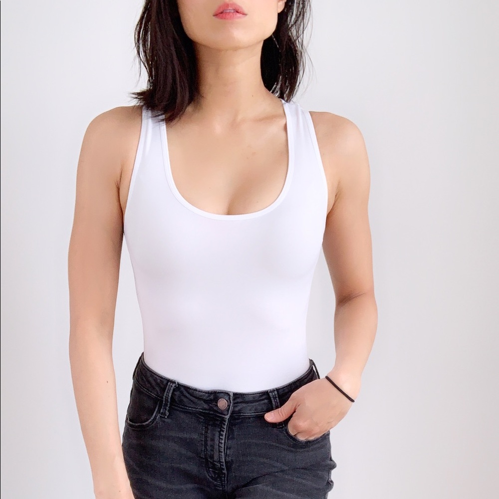 KAIA SEAMLESS BODYSUIT TOP - WHITE - Picture 3 of 15